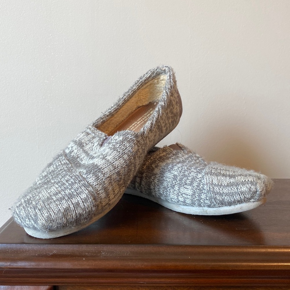 TOMS Knit Slip On